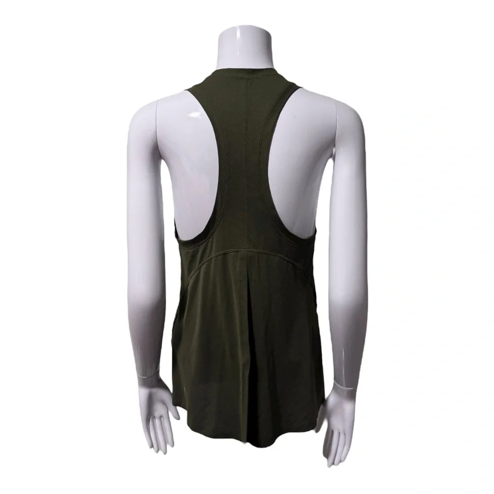 lululemon athletica Conduit Singlet Tank Size 4 Yoga Activewear Pilates Outdoors